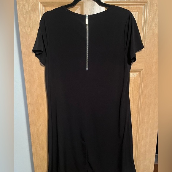 Michael Kors Black Short Sleeve Jewel Neck Shift Dress - Picture 7 of 9